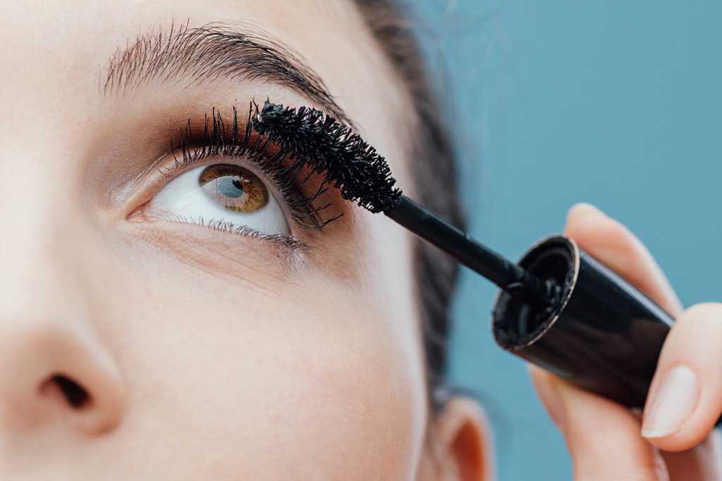 Quomodo eyelash crepito facultatem non vertiginem capiens