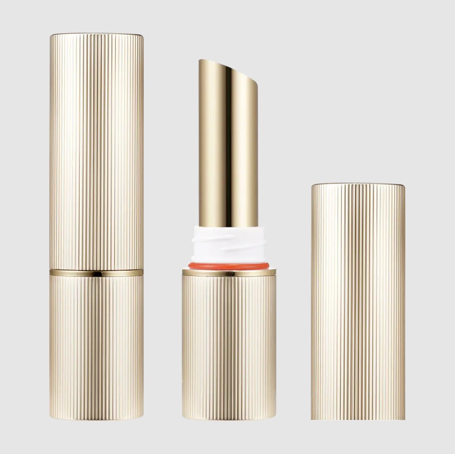 Cur Lipstick Tubes Essentiales pro Cosmetics Packaging?